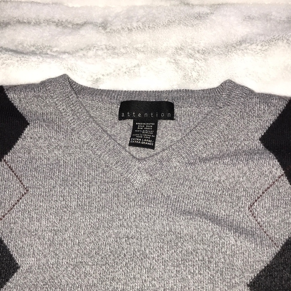 VNECK SWEATER - Picture 3 of 4